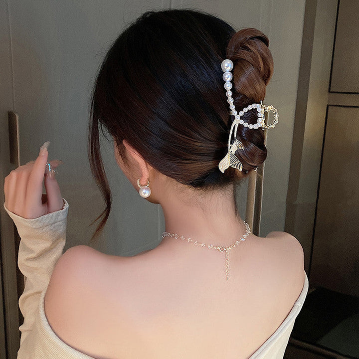 Elegante Haarspange mit Fischschwanz-Perlen